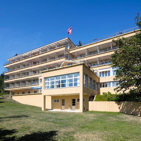 Crans-Montana Youth Hostel Exteriör bild